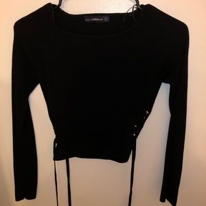 ZARA - LONG SLEEVE CROP TOP